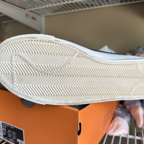 Nike Blazer mid vantage 77 new in box never worn - Picture 1 of 3